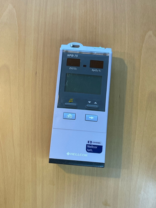 Nellcor NPB-75 Pulsoximeter